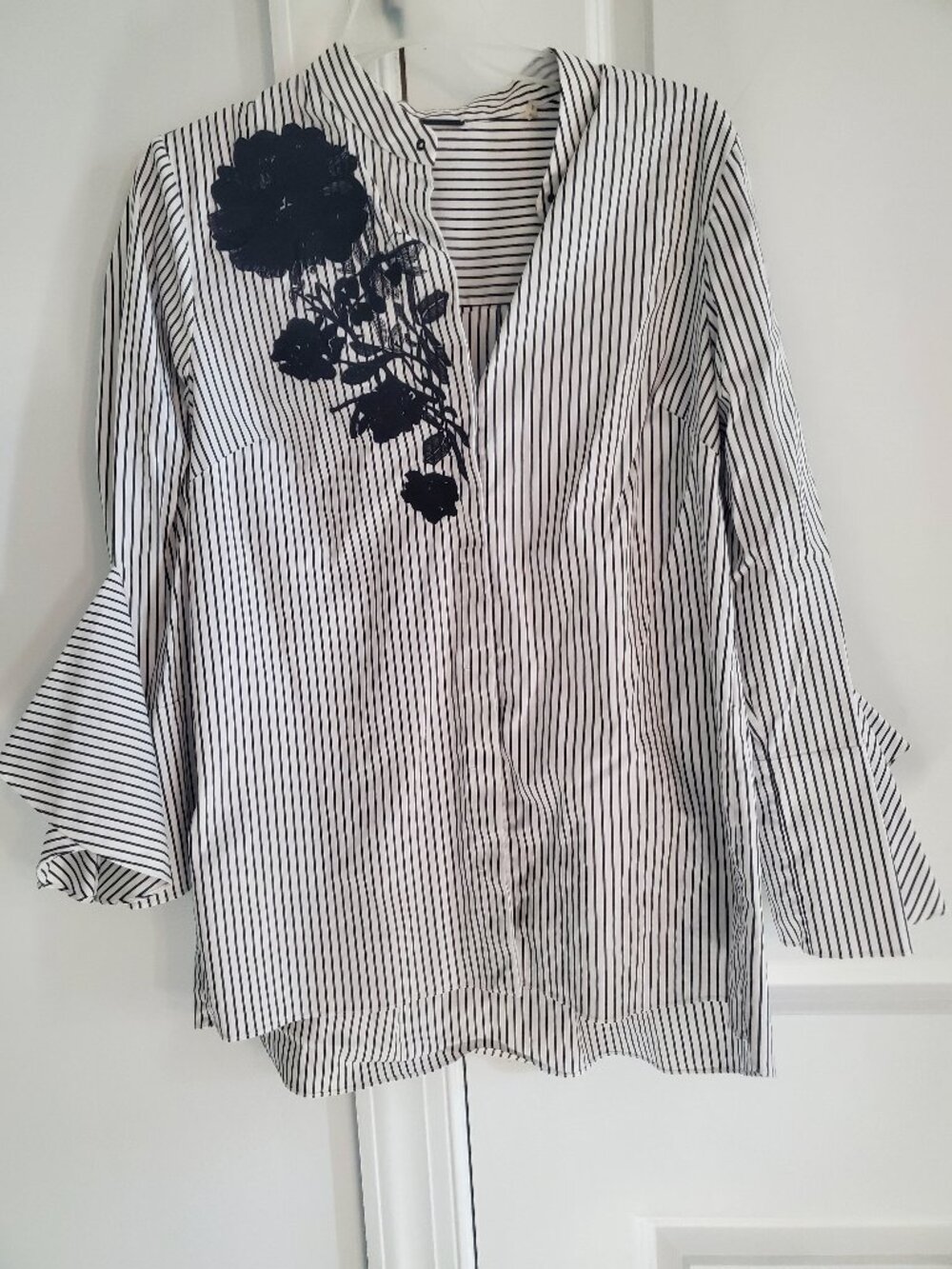 Elie Tahari Black and White Striped, Embroidered Blouse M
